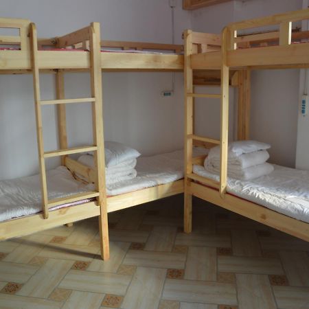 Snow Valley International Hostel Wuchang  ภายนอก รูปภาพ